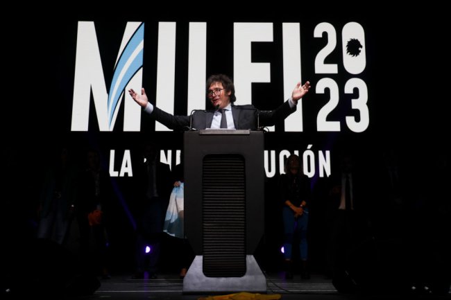 Candidate Javier Milei Closes Presidential Campaign Ahead of Sunday Election