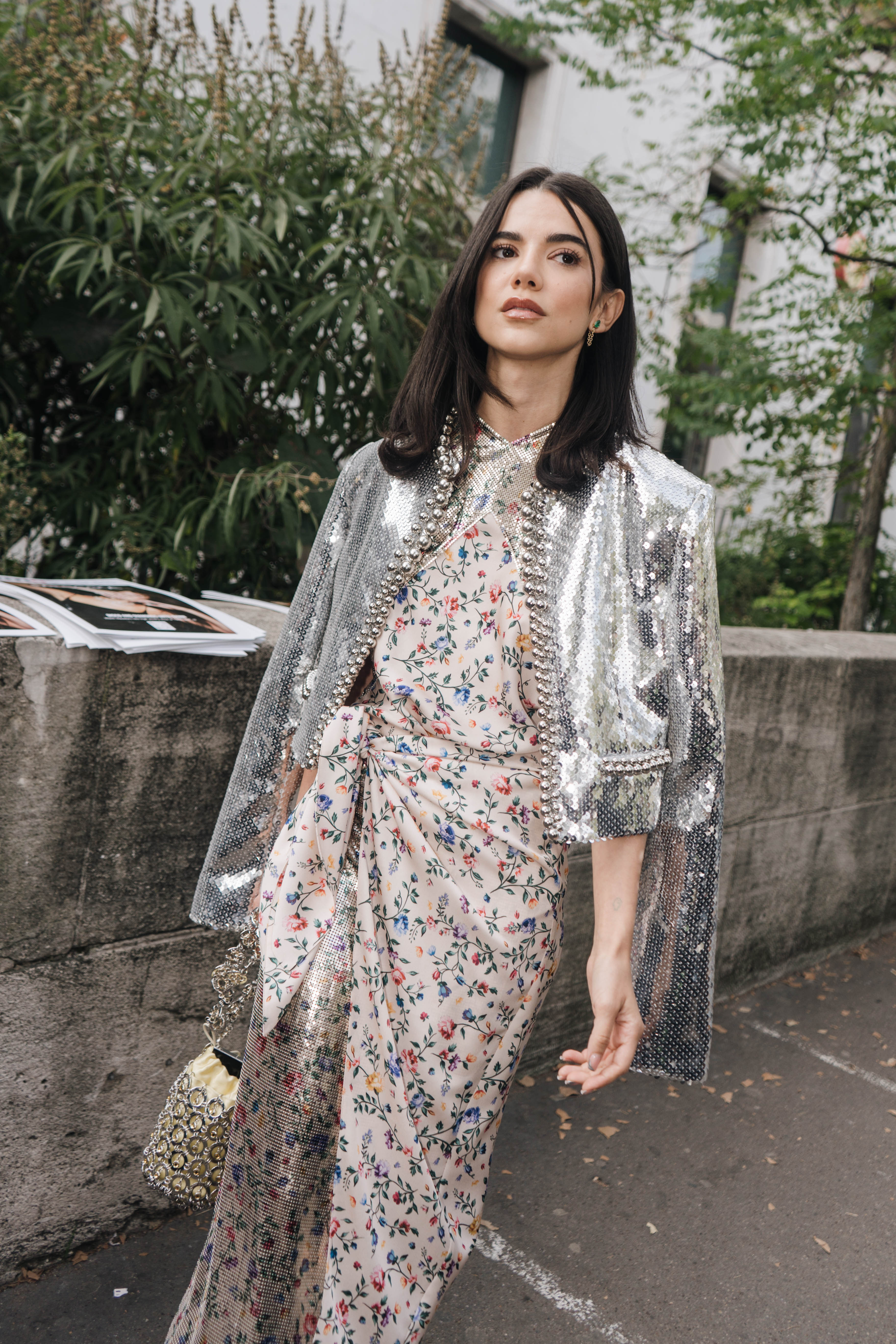 manu-gavassi-semana-moda-paris-rabanne-anna-muradas Manu Gavassi na semana de moda de Paris para desfile da coleção de primavera-verão 2024 da Rabanne