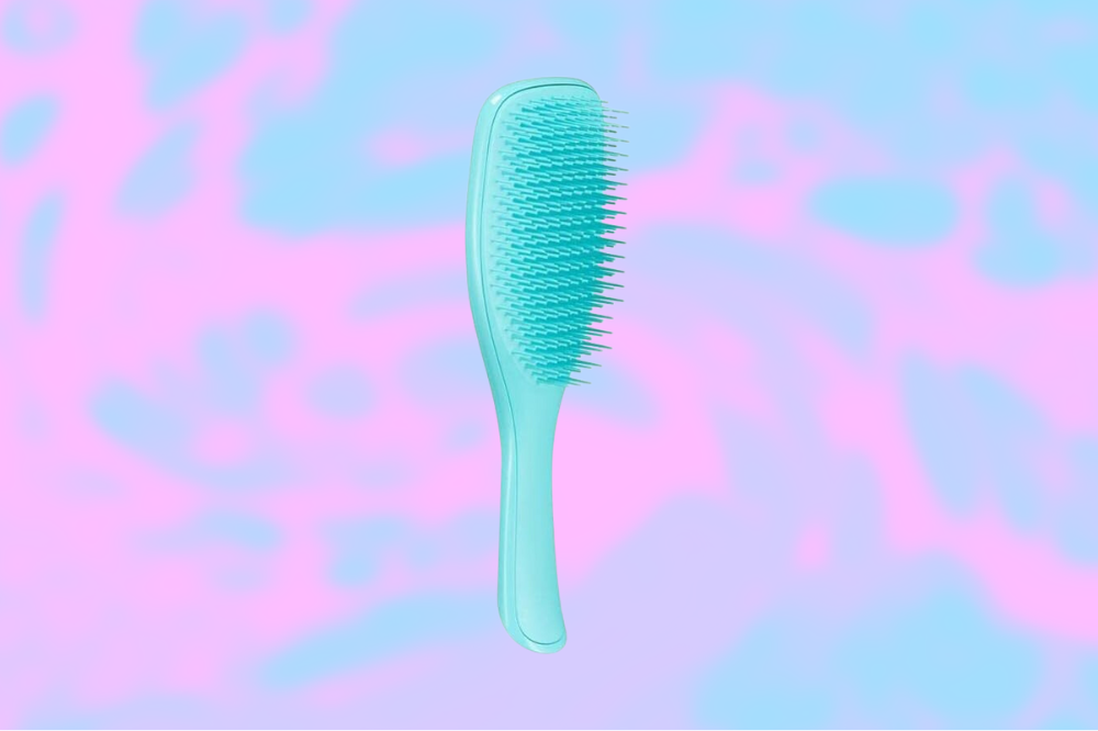Escova ideal para desembaraçar cabelos molhados com tecnologia de cerdas flexíveis. Com 325 cerdas e dois níveis, reduz quebras e potencializa tratamentos capilares.