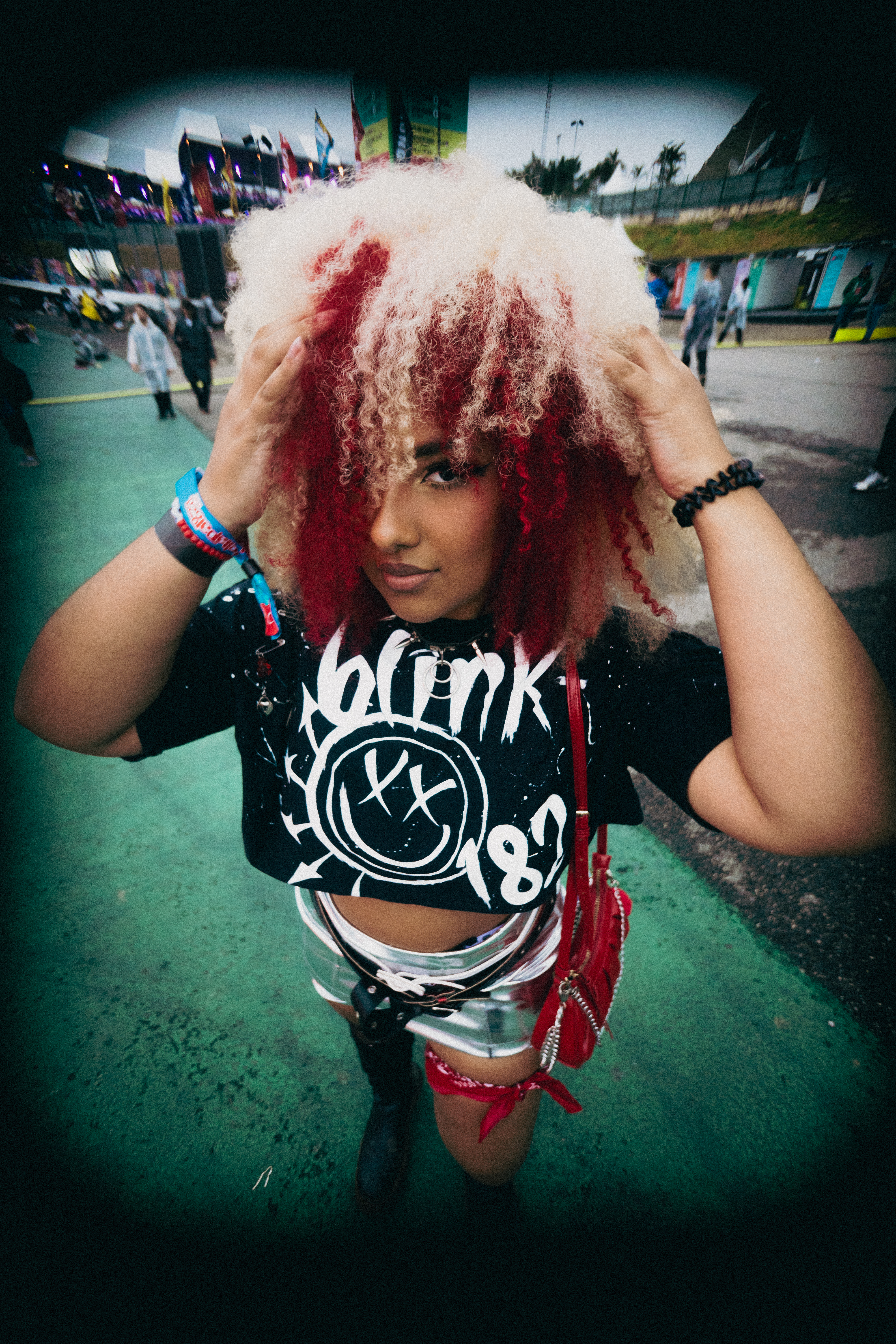 Looks do dia 1 de festival do Lollapalooza Looks do dia 1 de festival do Lollapalooza