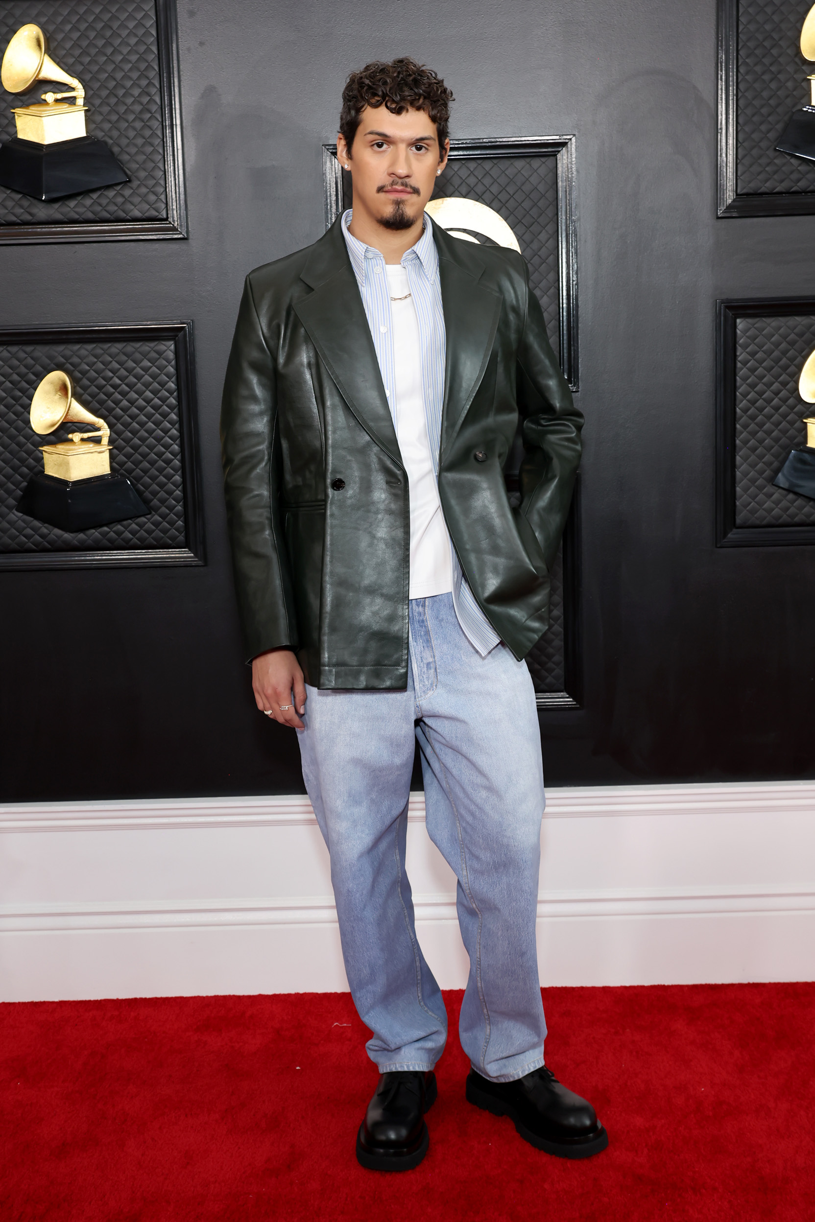 Omar Apollo no Grammy de 2023