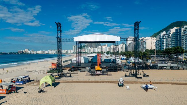 Estrutura do show da Madonna em Copacabana, no Rio de Janeiro