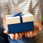 5 sites gratuitos para sortear o amigo secreto de fim de ano