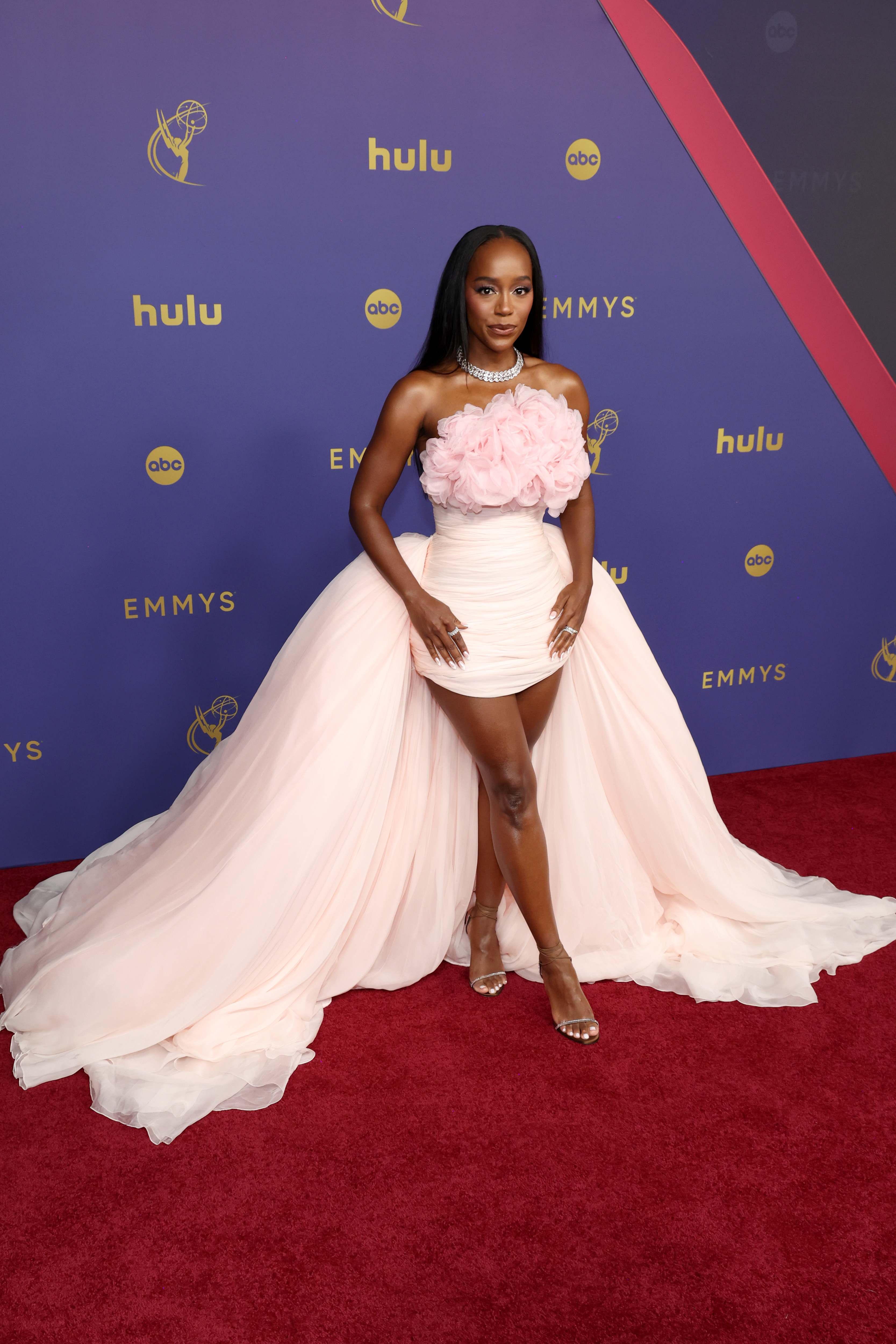 Aja Naomi King no Emmy Awards 2024