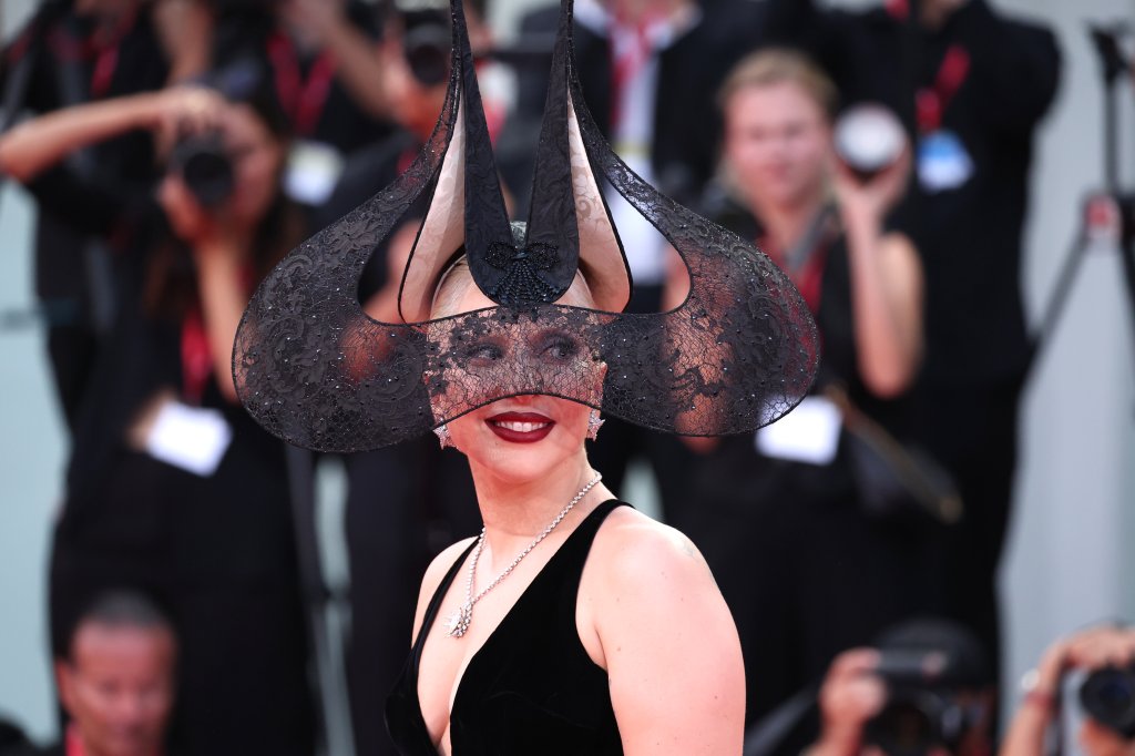 Lady Gaga na première de 'Coringa: Delírio a Dois' no Festival de Cinema de Veneza