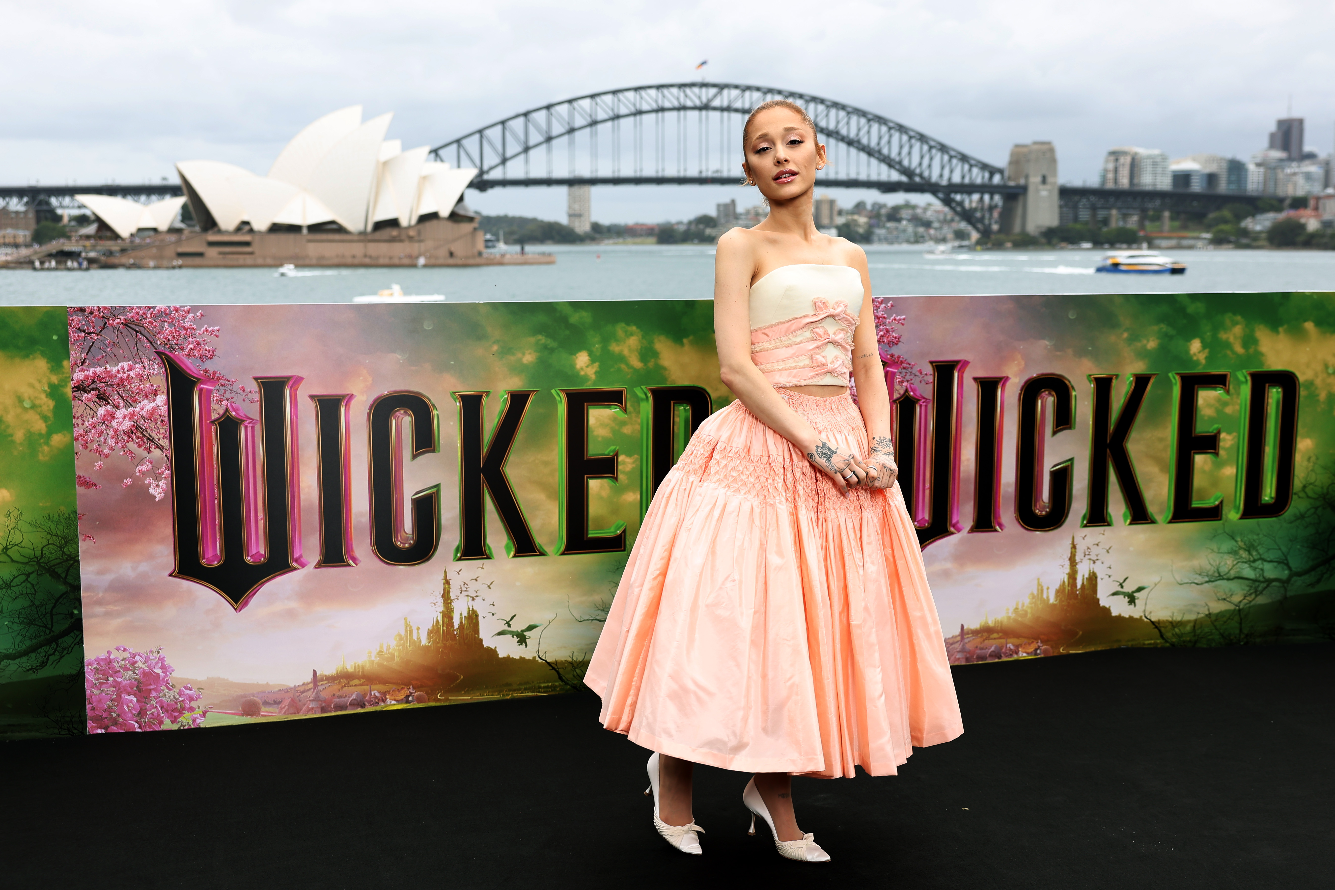 Ariana Grande em evento de 'Wicked: Parte 1' em Sydney, na Austrália