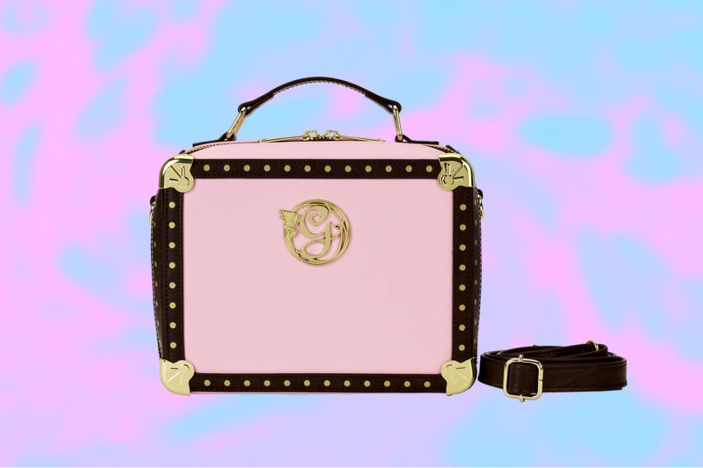 Bolsa cor-de-rosa Loungefly X Wicked usada por Ariana Grande