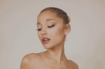 Teste: Qual maquiagem da Ariana Grande mais combina com você?