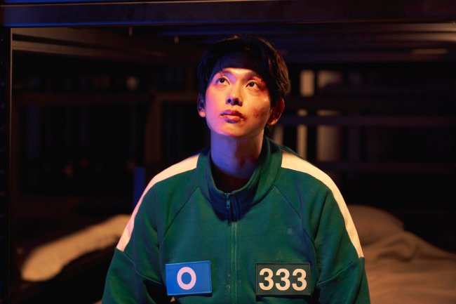 Foto do ator e cantor Yim Si-wan em Round 6.