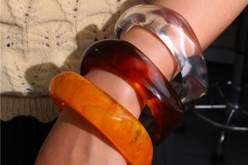 braceletes-maximalistas-vintages-tendencia