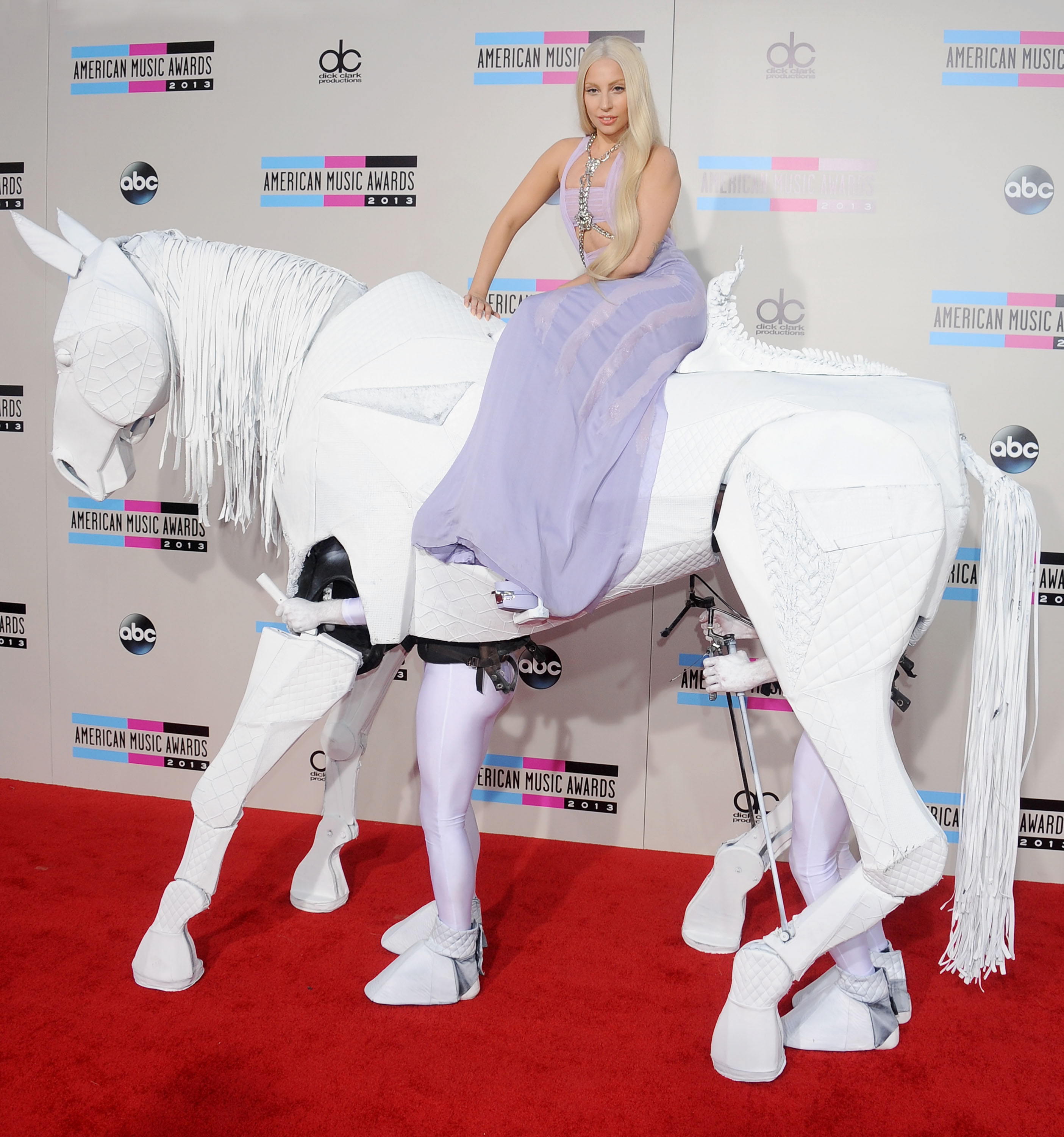 Lady Gaga no American Music Awards 2013