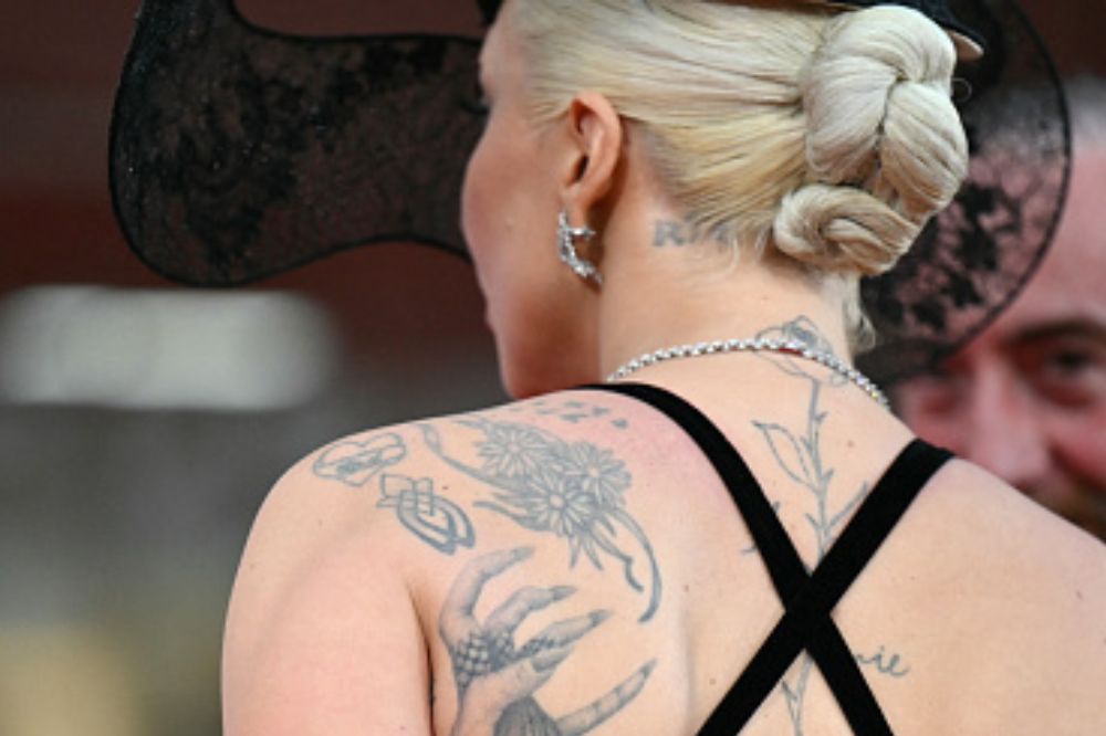 Tatuagens nas costas de Lady Gaga