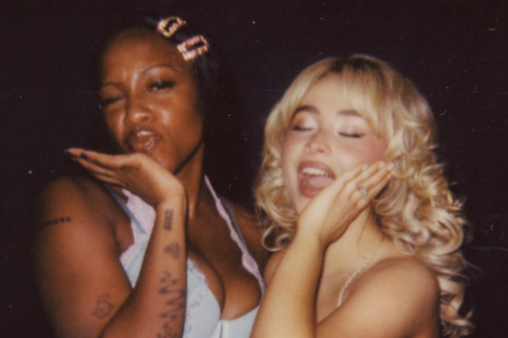 Rachel Chinouriri e Sabrina Carpenter na Short n' Sweet Tour da Europa