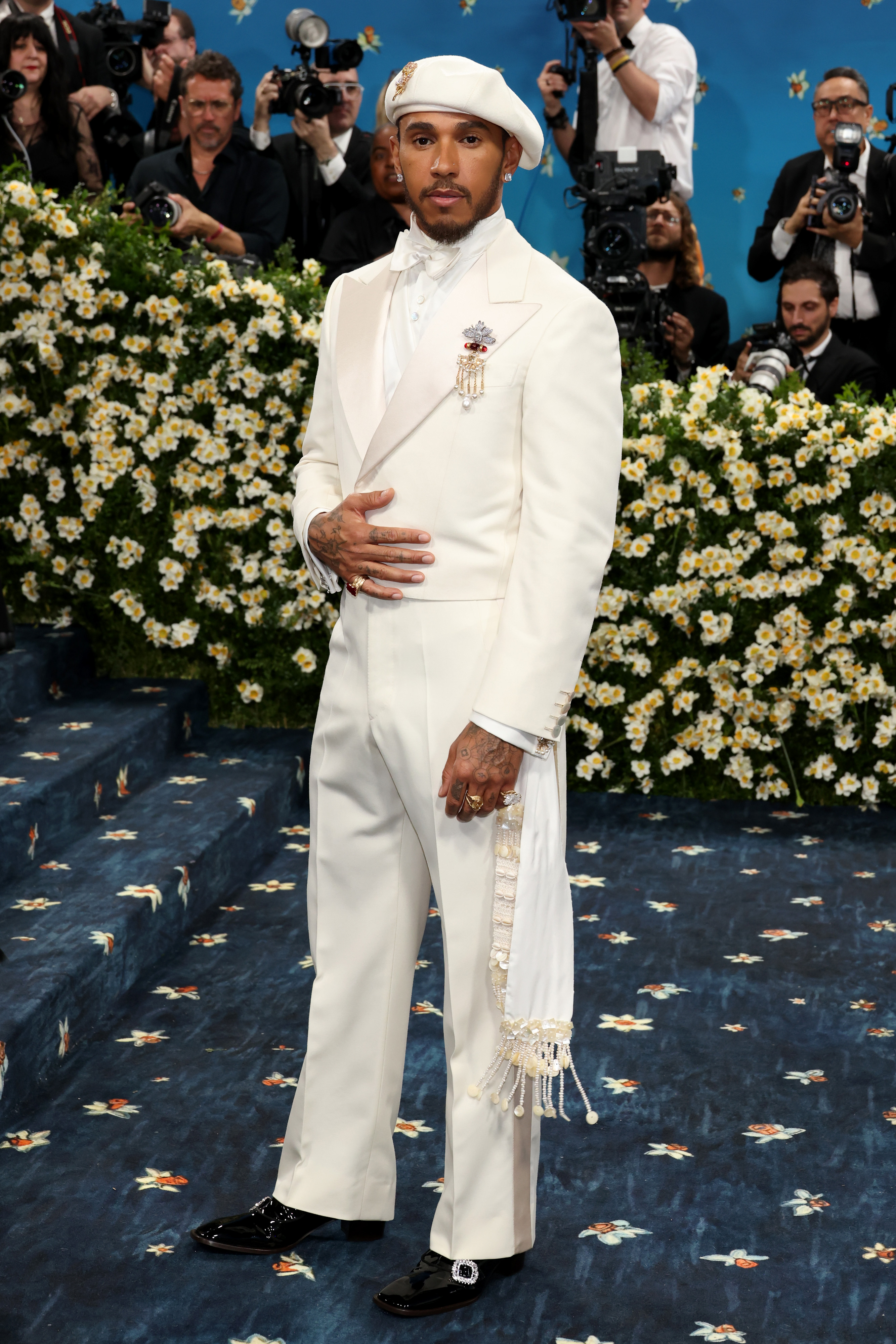 The 2025 Met Gala Celebrating “Superfine: Tailoring Black Style” – Arrivals NEW YORK, NEW YORK - MAY 05: Met Gala Co-Chair Lewis Hamilton attends the 2025 Met Gala Celebrating