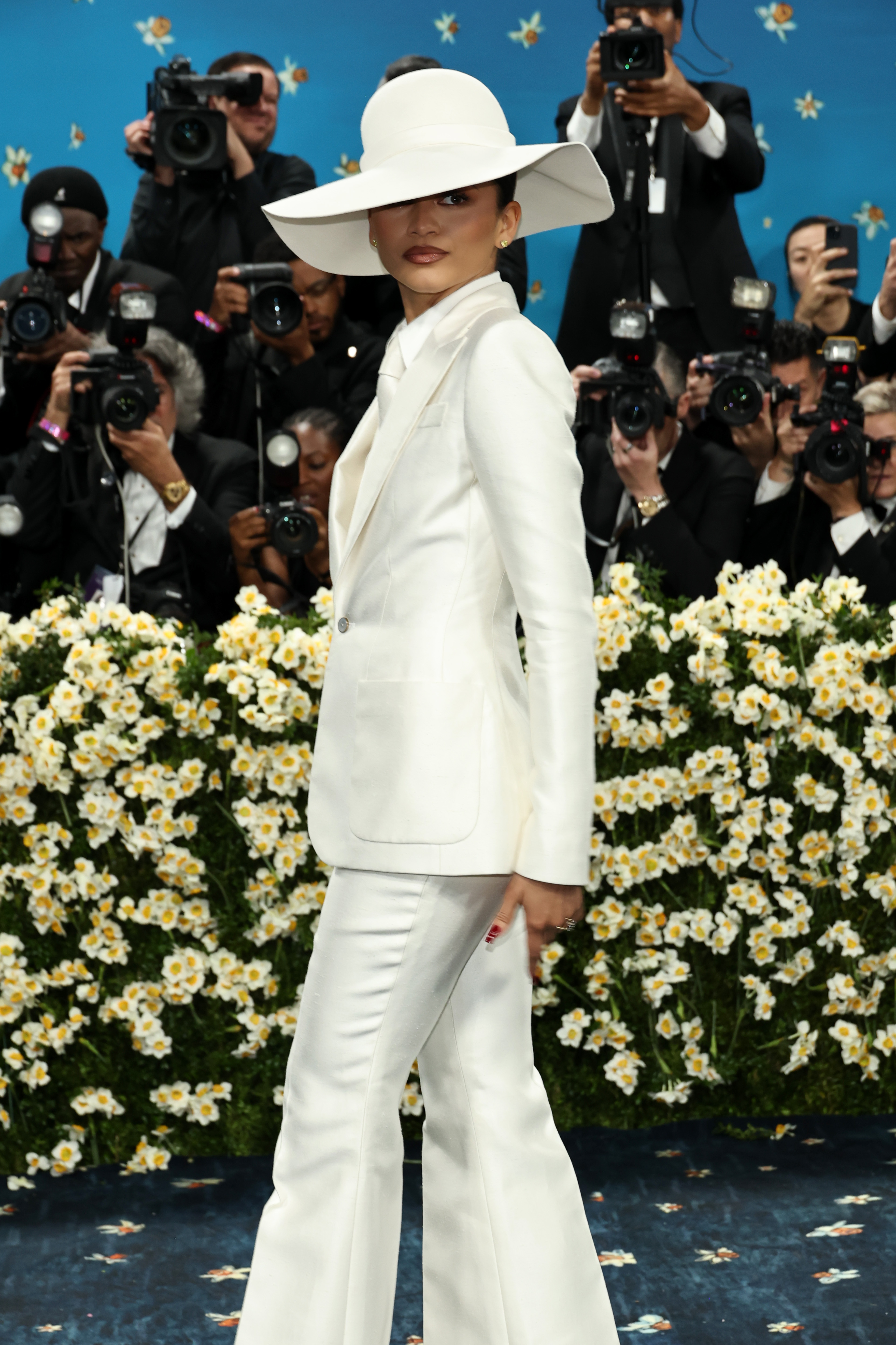 The 2025 Met Gala Celebrating “Superfine: Tailoring Black Style” – Arrivals NEW YORK, NEW YORK - MAY 05: Zendaya attends the 2025 Met Gala Celebrating