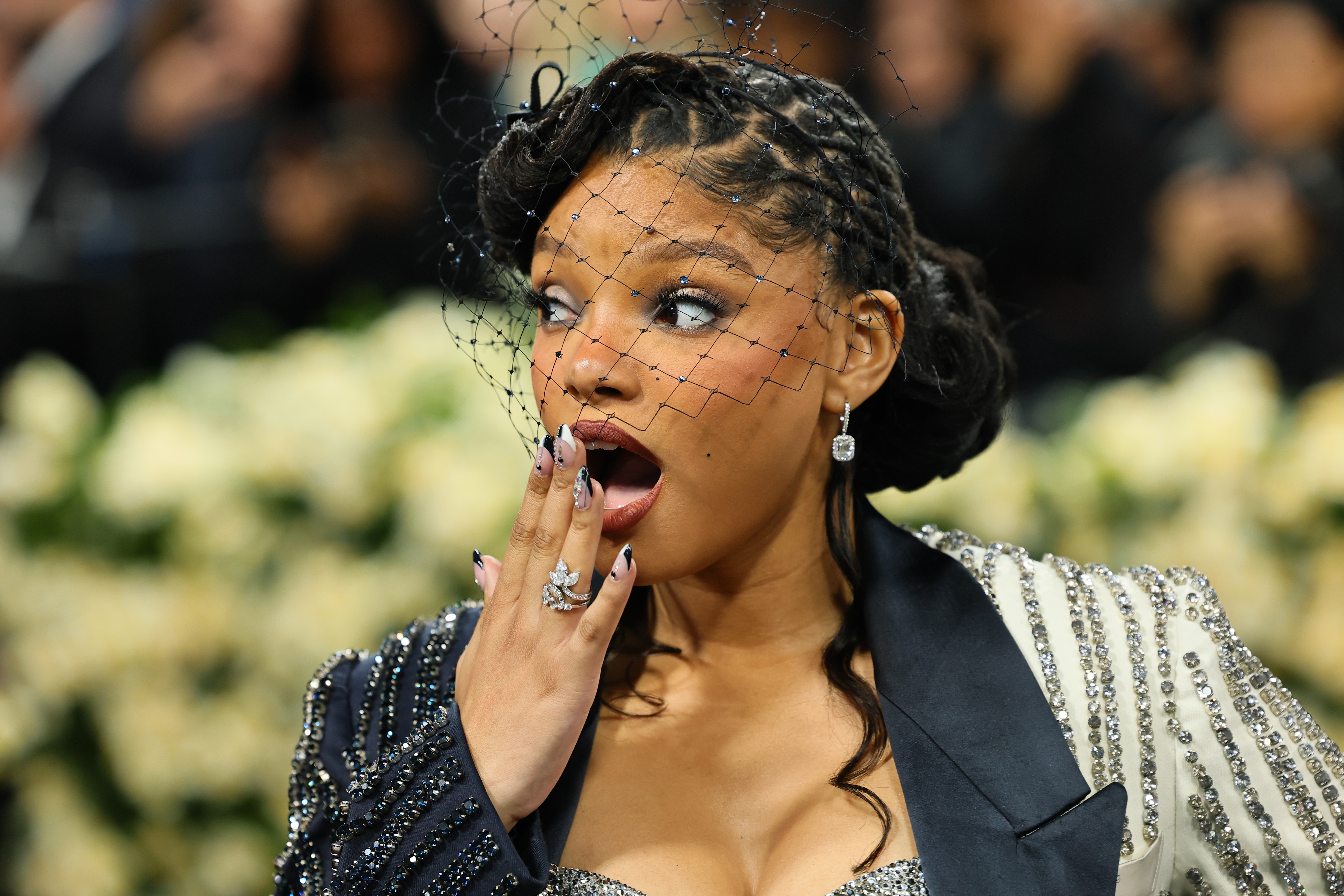 The 2025 Met Gala Celebrating “Superfine: Tailoring Black Style” – Arrivals NEW YORK, NEW YORK - MAY 05: Halle Bailey attends the 2025 Met Gala Celebrating