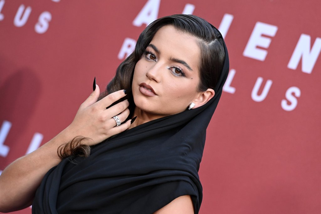 Isabela Merced na première de 'Alien: Romulus'