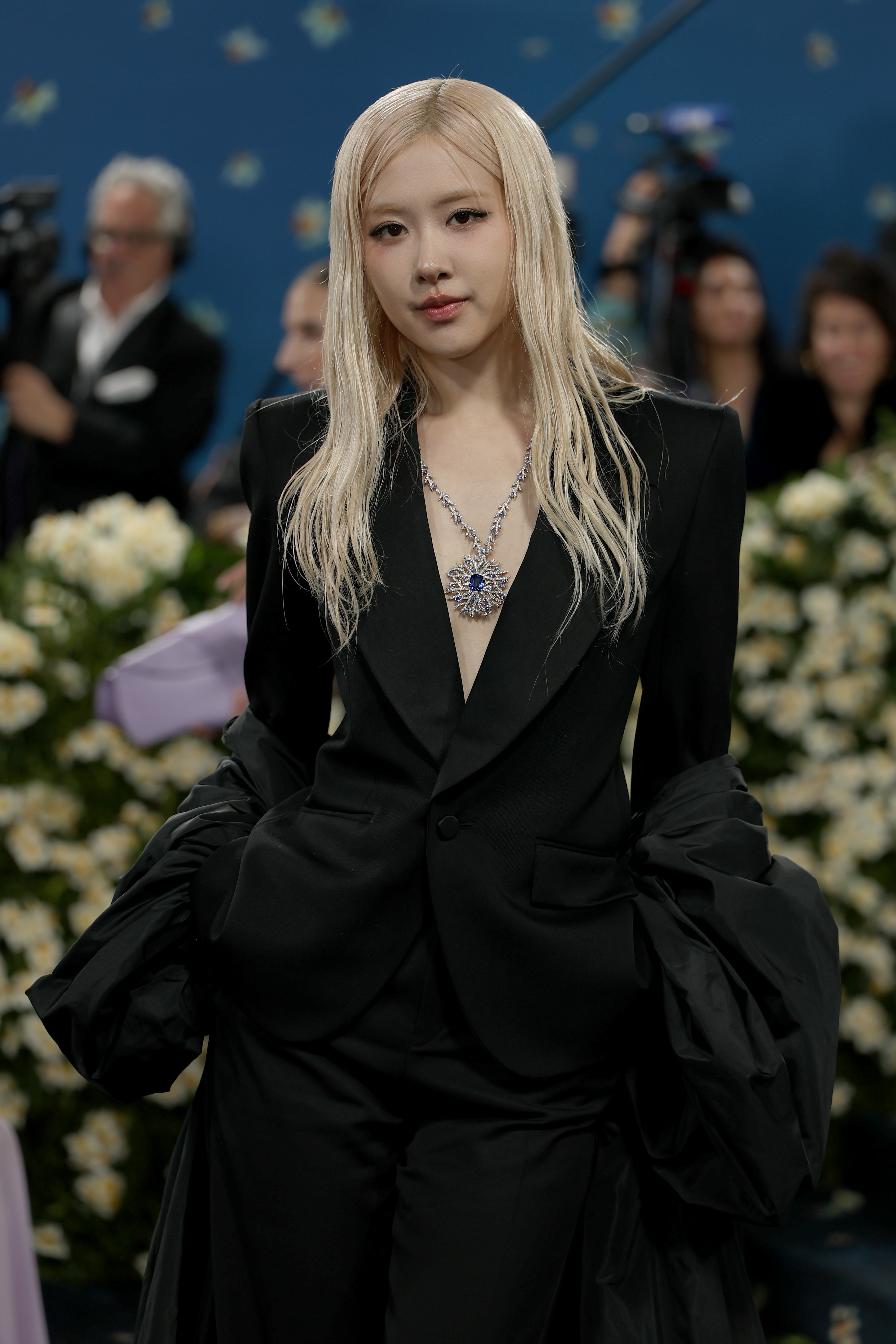 The 2025 Met Gala Celebrating “Superfine: Tailoring Black Style” – Arrivals aa