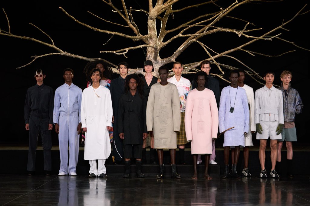 Desfile da P.Andrade na semana de moda masculina de Paris