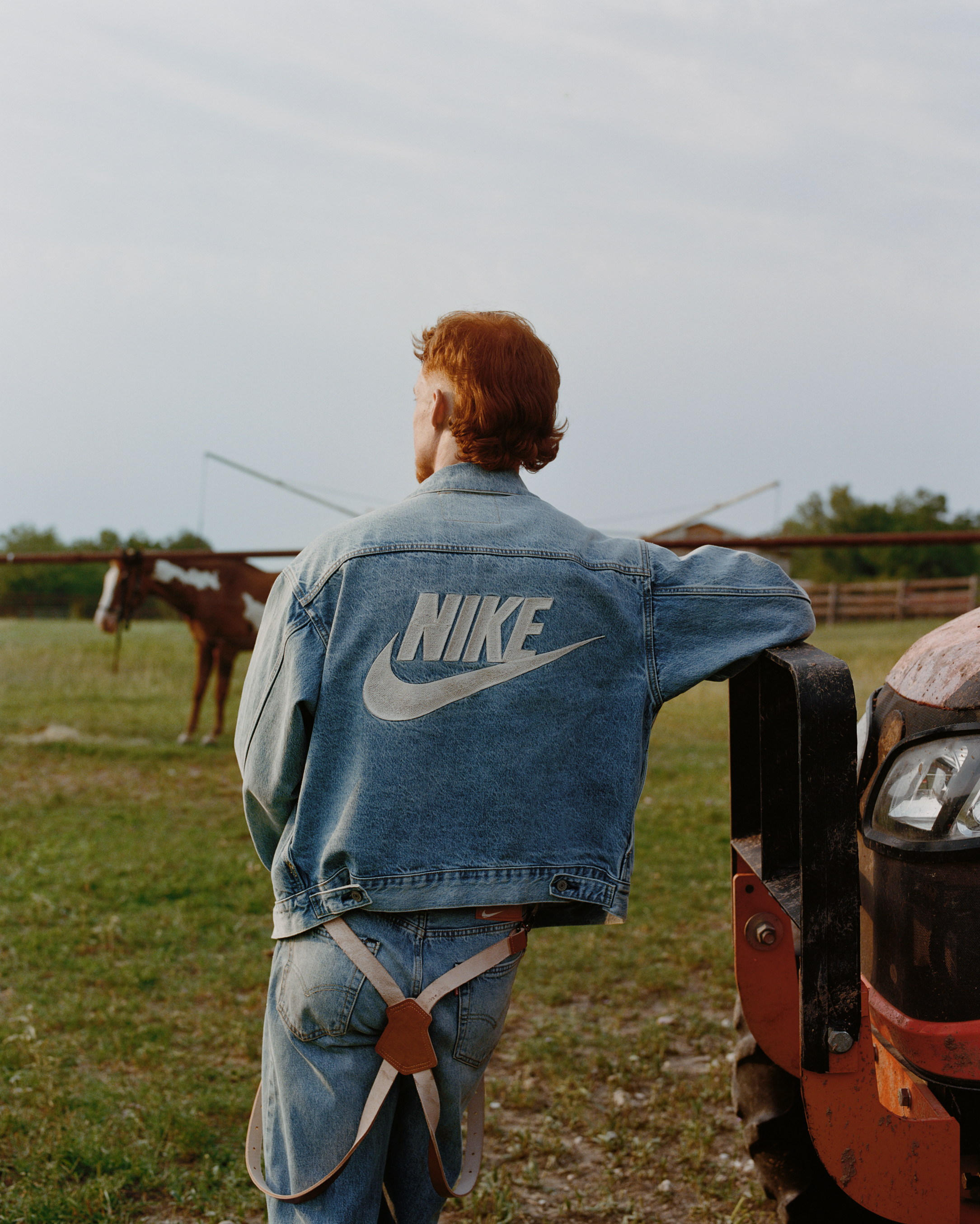coleção-collab-levis-nike-02 Look denim da colaboração entre Levi's e Nike