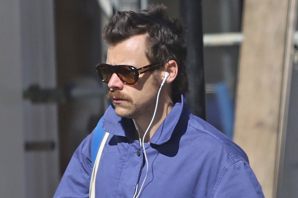 Os óculos de sol favoritos de Harry Styles