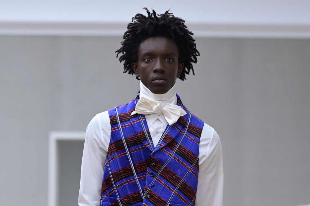 Desfile de estreia do Jonathan Anderson à frente da Dior na semana de moda masculina de Paris