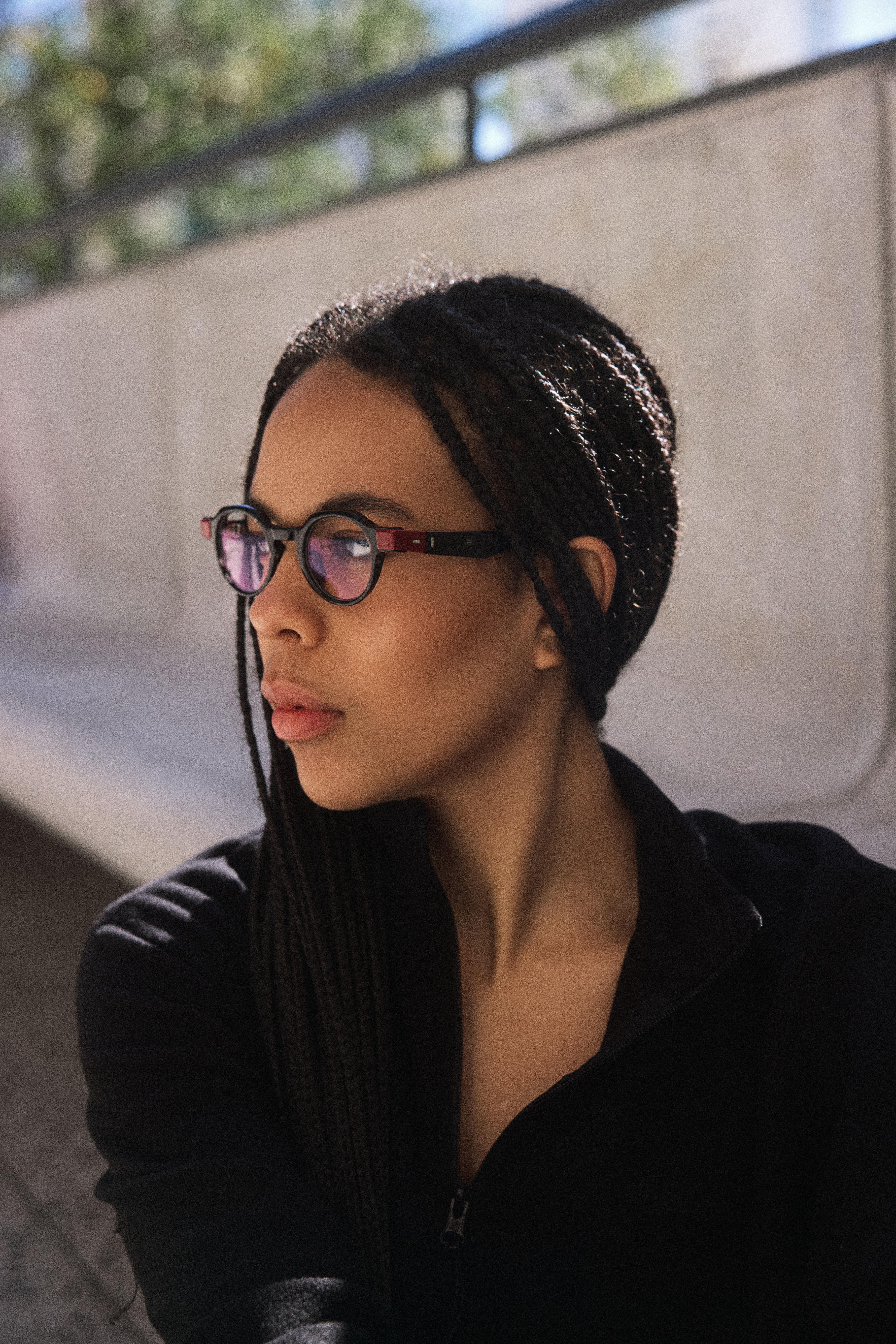 Zerezes e MASP lançam coleção de óculos inspirada na arquitetura de Lina Bo Bardi