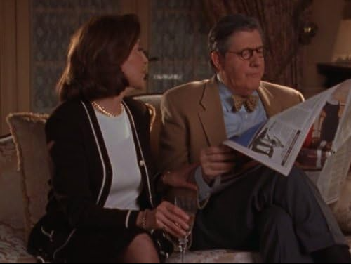 Emily e Richard Gilmore em cena de Gilmore Girls.