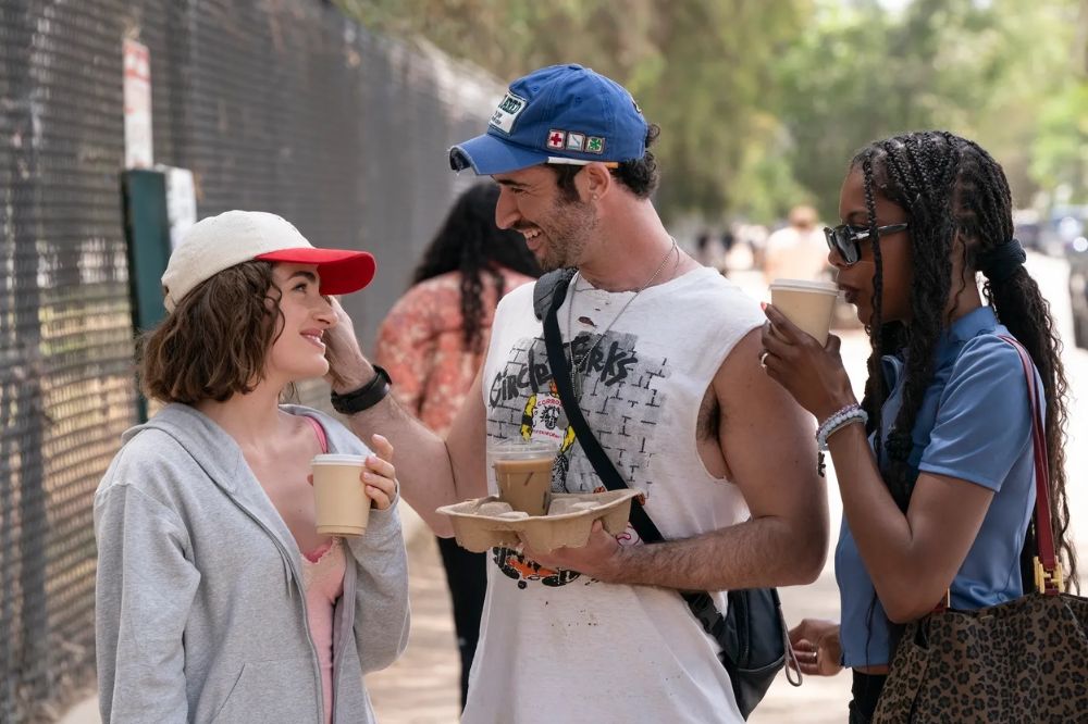 Rachel Sennott, Jordan Firstman e True Whitaker em I Love LA