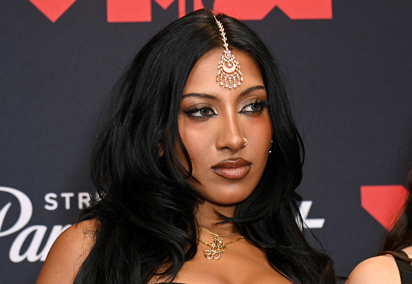 Lara Raj, do Katseye