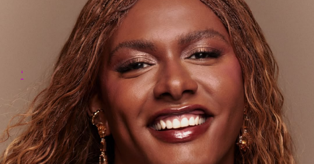 Liniker vence três Grammys Latinos 2025 e emociona com discurso