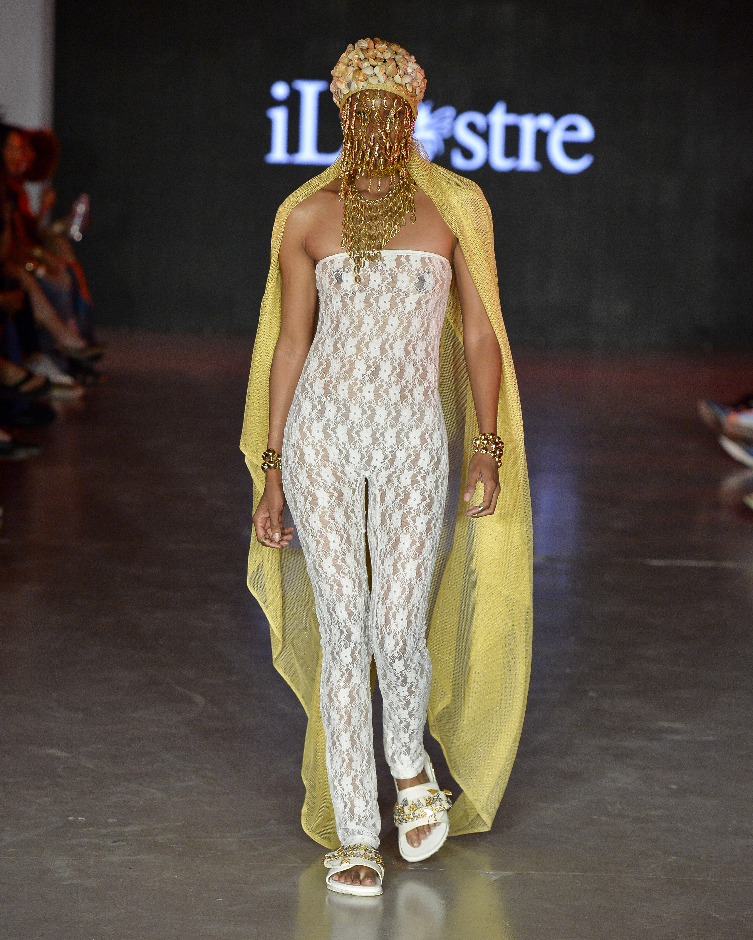 Kenner Apresenta: Eu Vim de Lá (Èssis, iLoostre, LABÔ YOUNG, .pormenor e Ventana)-Casa de Criadores 57