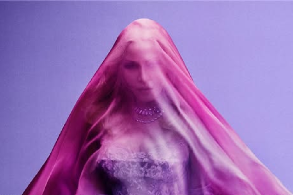 Madonna na capa do ‘Confessions on a Dance Floor’