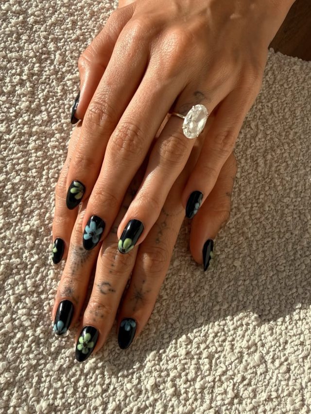 cropped-unhas-hailey-bieber.jpg