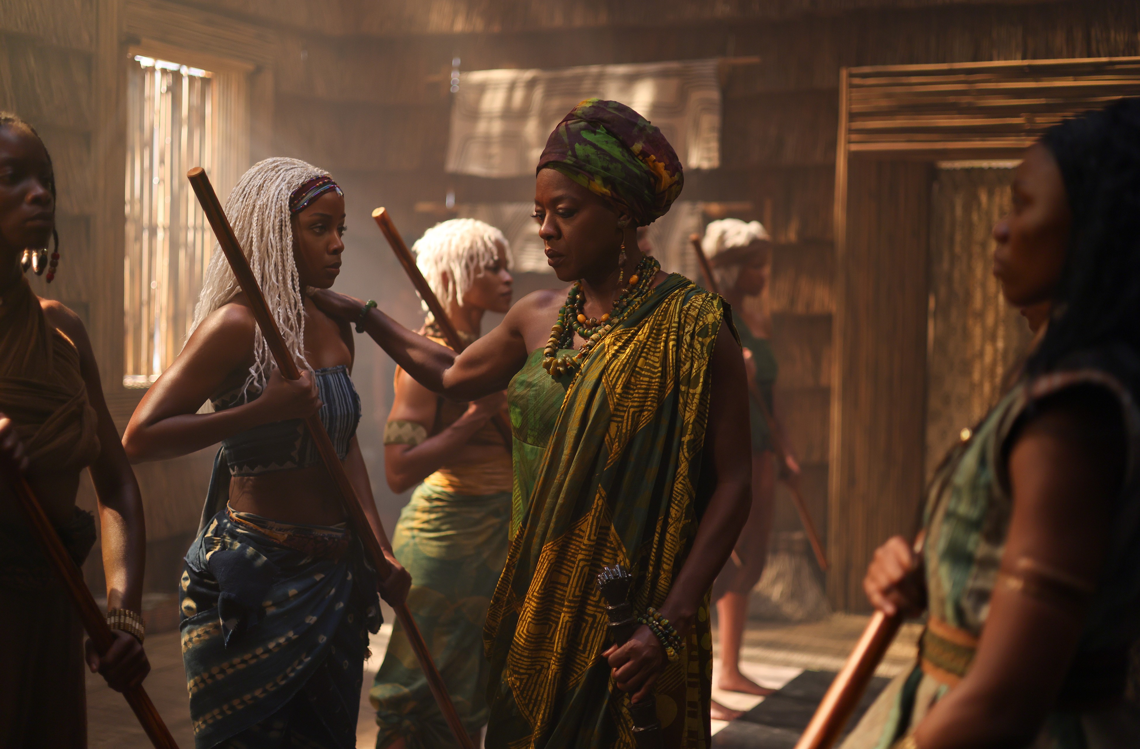 Filhos de Sangue e Osso: filme ganha imagens com Thuso Mbedu e Viola Davis