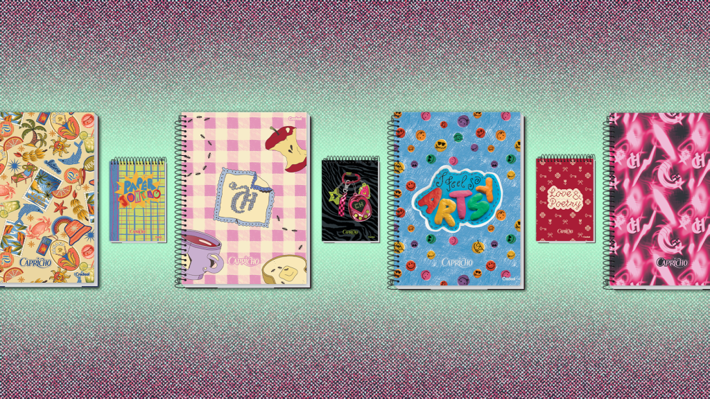 Seis cadernos e três blocos de anotações da marca Capricho, com capas de diferentes estampas e cores, dispostos sobre um fundo degradê verde-água e rosa