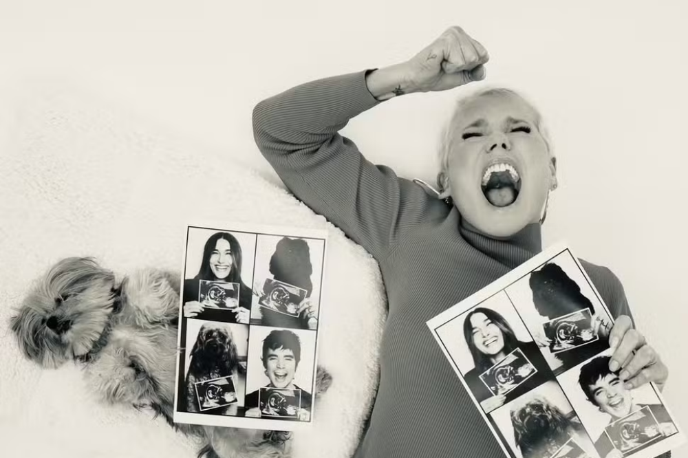 Xuxa celebra gravidez de Sasha